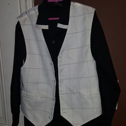 Boys size 10 almost new set of 3