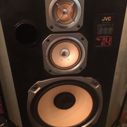 JVC Floor Speakers 3 Way 12”
