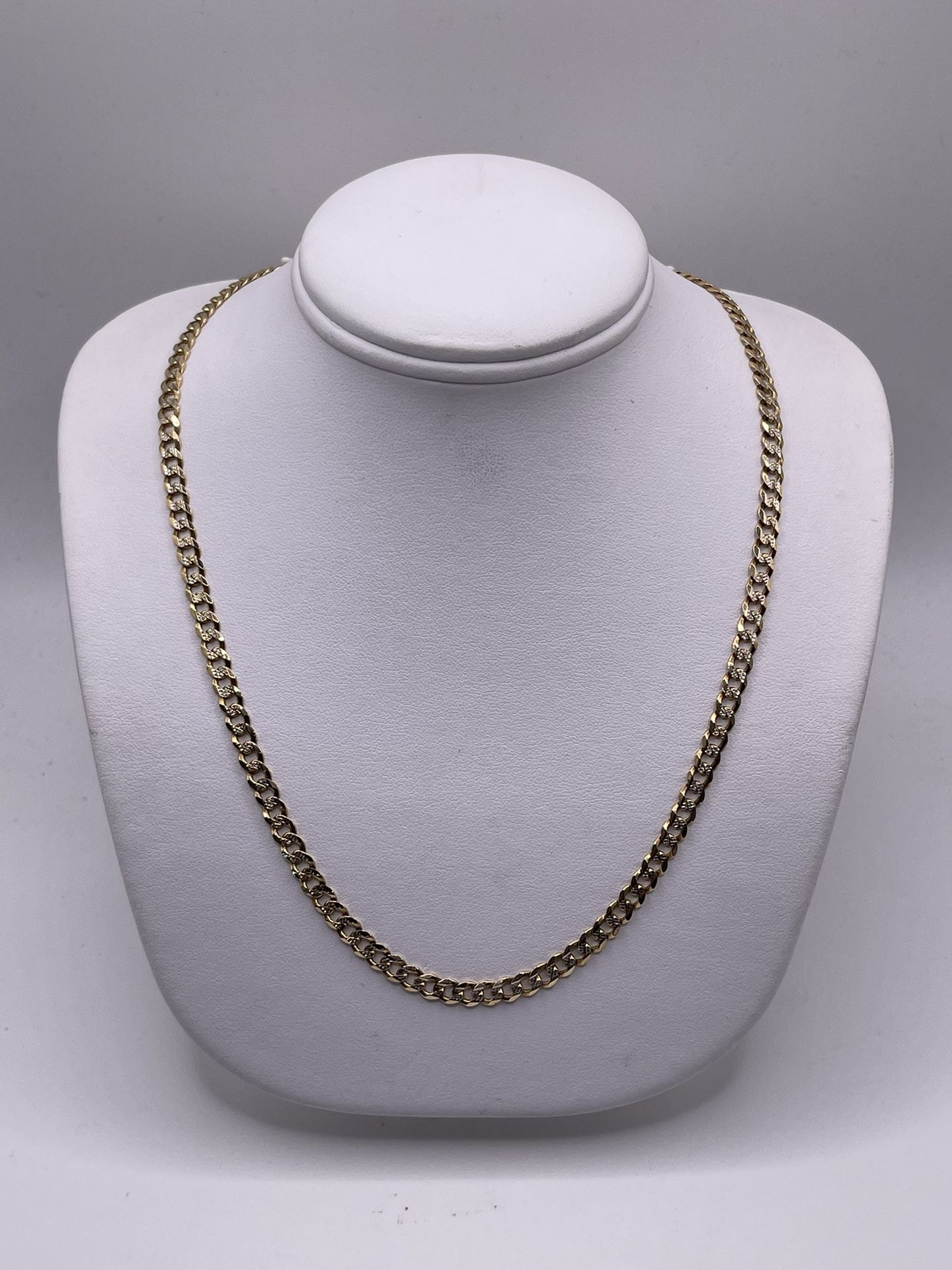 14kt Yellow Gold Diamond Cut Curb Link Chain