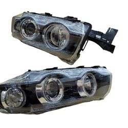 BMW E38 BLACK HOUSING CCFL HALO
PROJECTOR WITH AMBER REFLECTOR 95-02