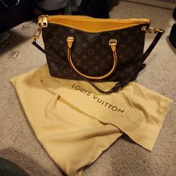 Louis vuitton bag 