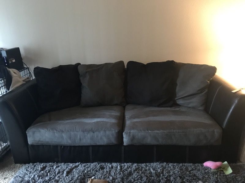 Couch in good condition!
