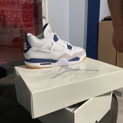 Jordan 4 Retro