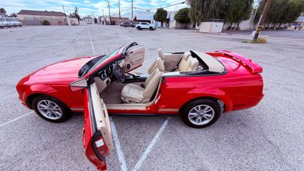 2005 Ford Mustang