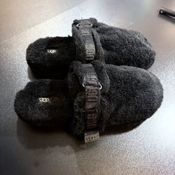 UGG Mens Slipper, Black TNL Fluff size 12 adjustable house shoes slip on sheep