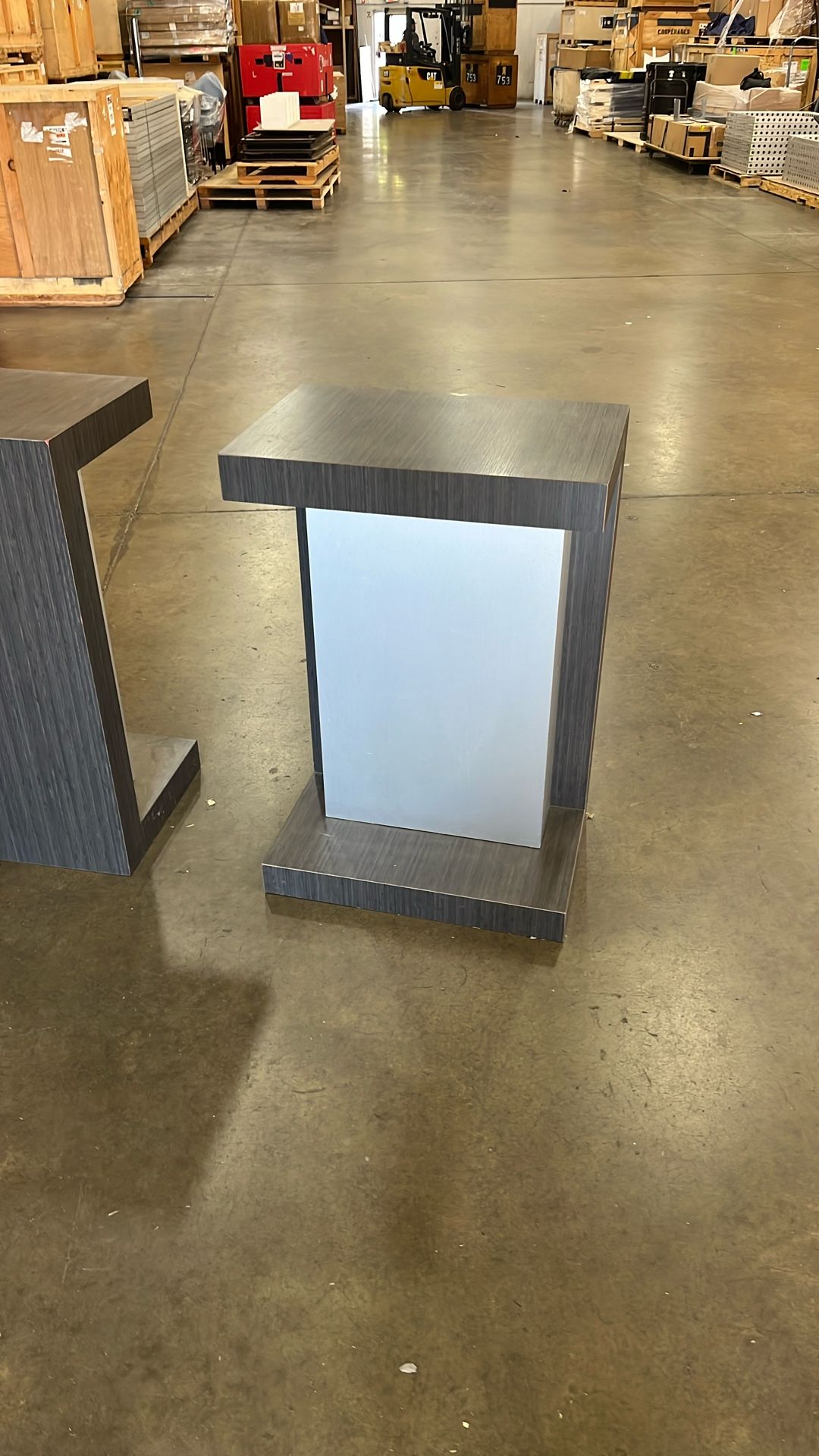 End table or fish tank stand, etc.