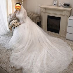 Wedding dress