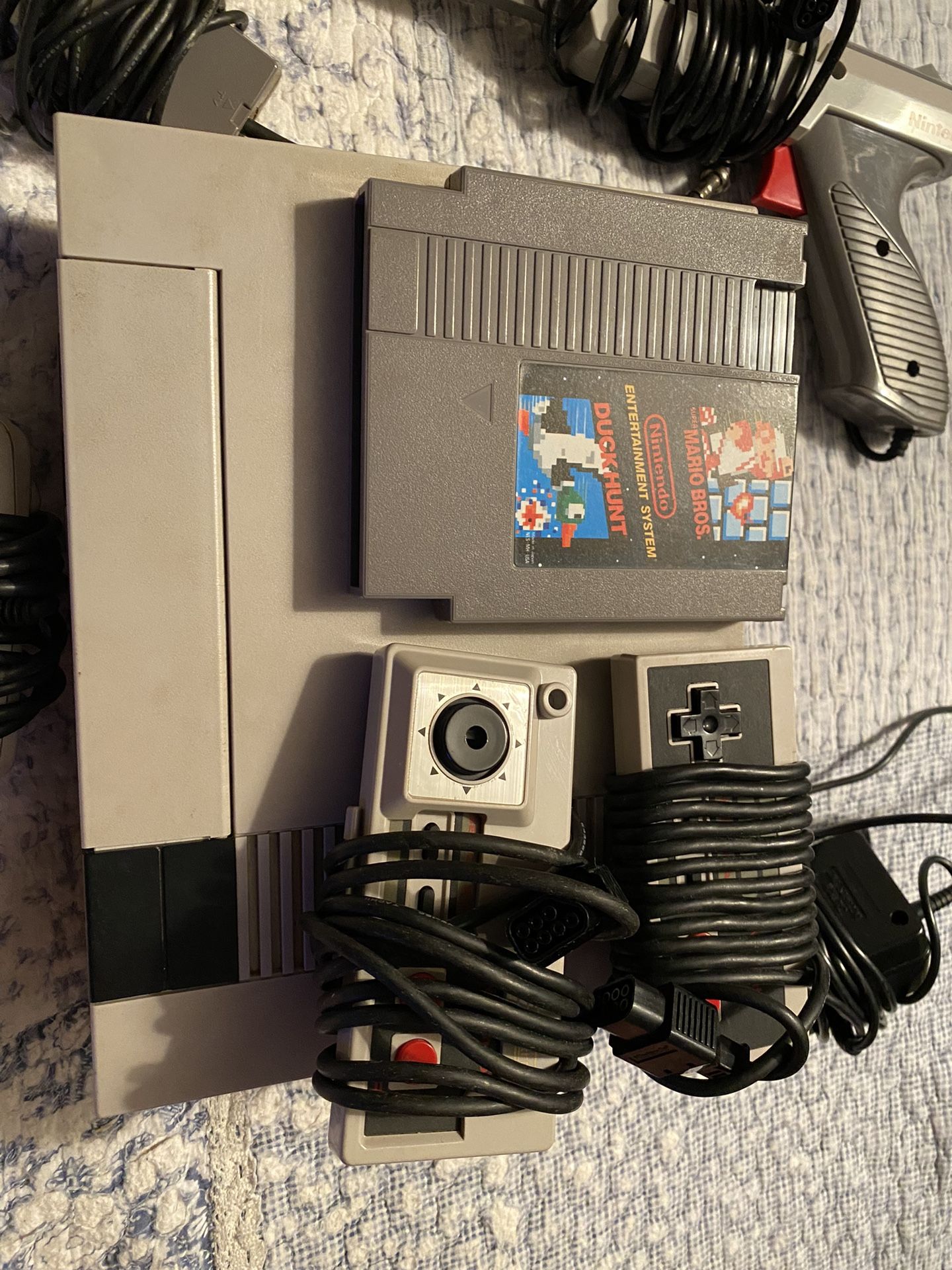 Original NES Nintendo 1985 Bundle 