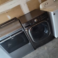 Set Washer And Dryer 