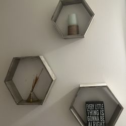 3 Hexagon Shelves