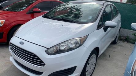 2016 Ford Fiesta