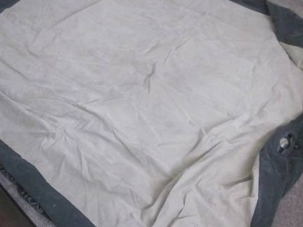 FREE DOUBLE HIGH QUEEN SIZE air mattress missing the cap