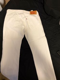 white 501 levi’s