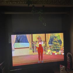 Tv. Toshiba. Y Panasonic  55