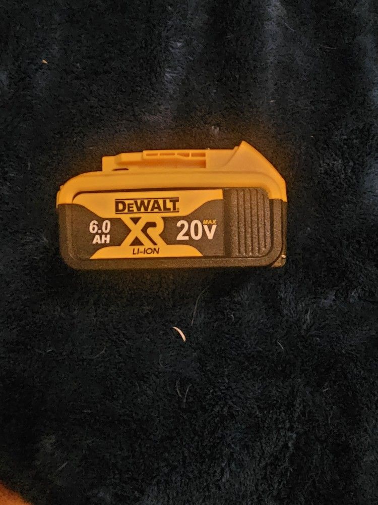 DeWalt 20V MAX DCB206 6 Ah Lithium-Ion Battery Pack