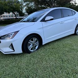 2020 Hyundai Elantra