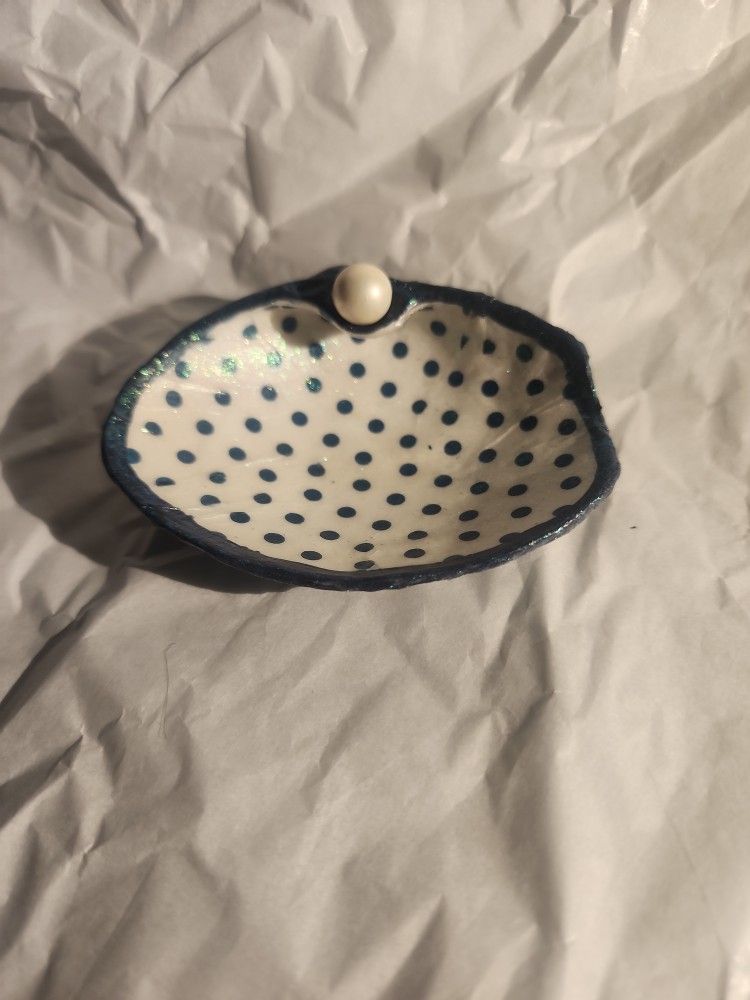 Decorative jewelry/ring dish