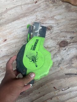 Construction stapler