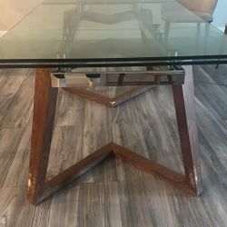 Modani Dining Table