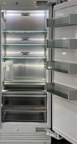 MONOGRAM Refrigerator ZIR301NPNII 00699 .