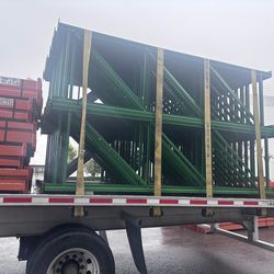 Pallet racks in sale