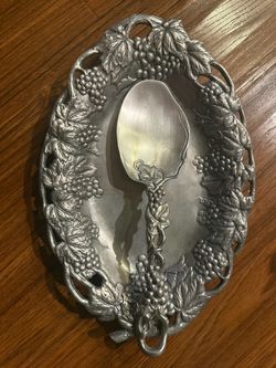 Arthur Court Oval Grape Serving Tray Dish with serving spoon  is 1990 Signed 13"x 9"
