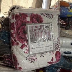 Thick and warm blankets, bed sets, sheets, curtains, baby blankets