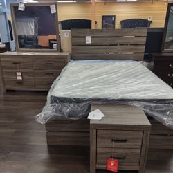 4 Piece Queen Bedroom Set Queen Bed Frame Dresser Mirror And Nightstand