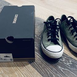 Converse Shoes Men’s Size 8.5