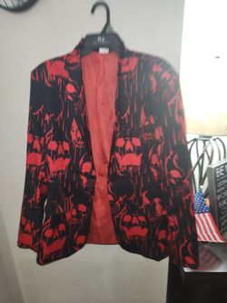 New  Costume    Size Large