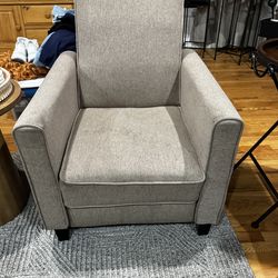 Gray fabric recliners