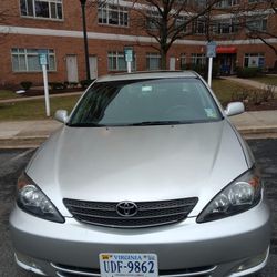 01-02  Toyota Camry Le