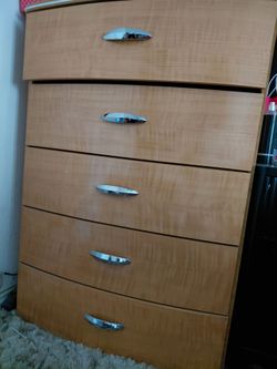 Dresser chest