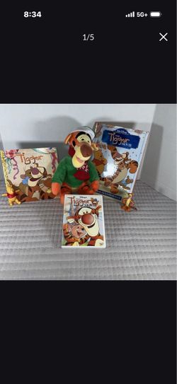 Disney Winnie the Pooh  Tigger Bundle Set