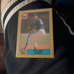 Topps #757 Nolan Ryan