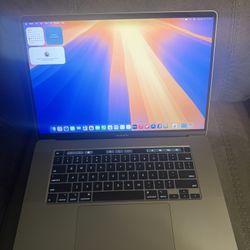 MacBook Pro 16 inch 2019 Touch Bar SuperFast 32 GB with new battery.  i9 32 GB 1 TB SSD