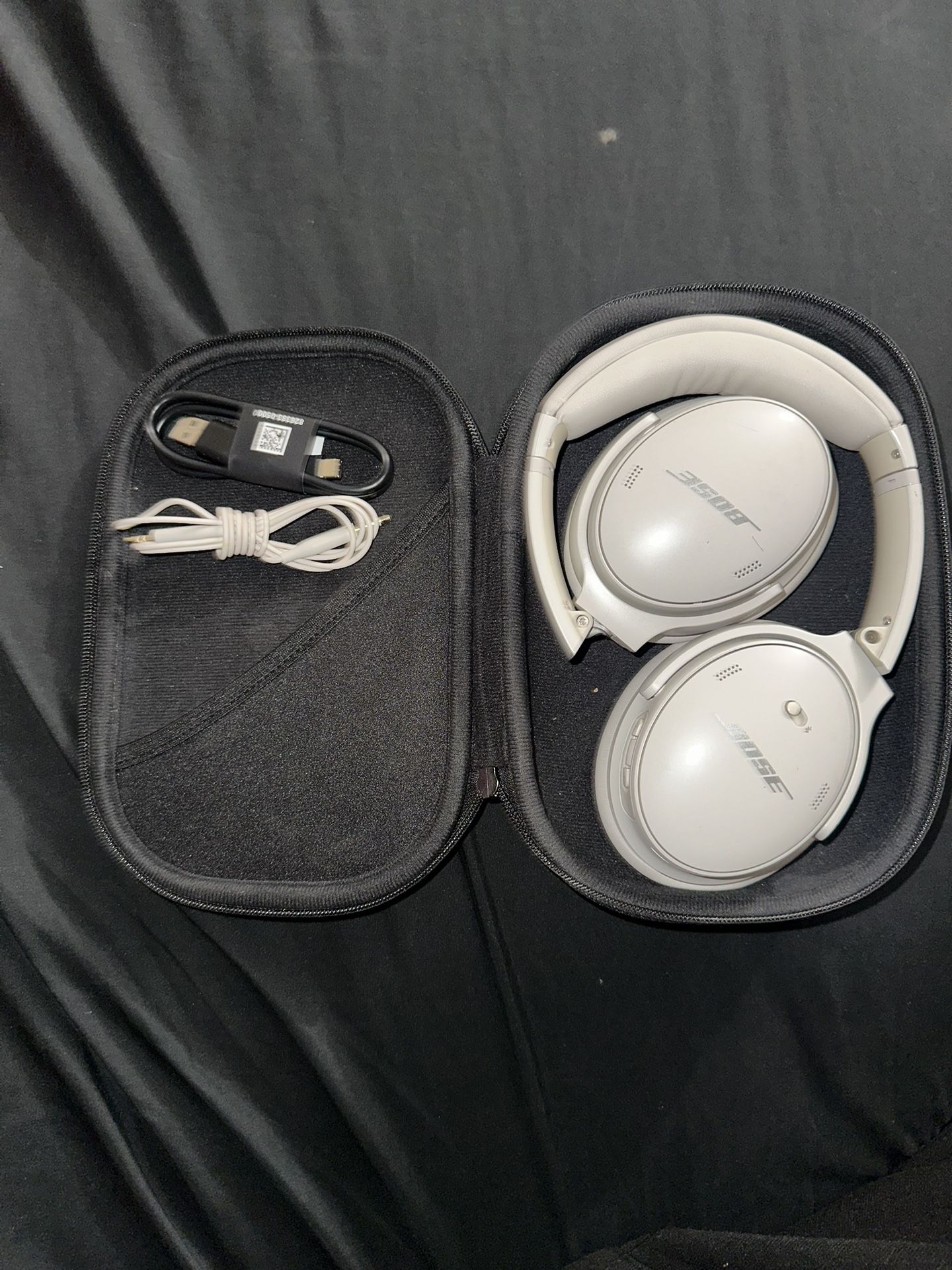 Used Bose QC 45s