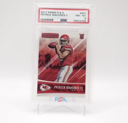 2017 Panini Patrick Mahomes RC PSA8