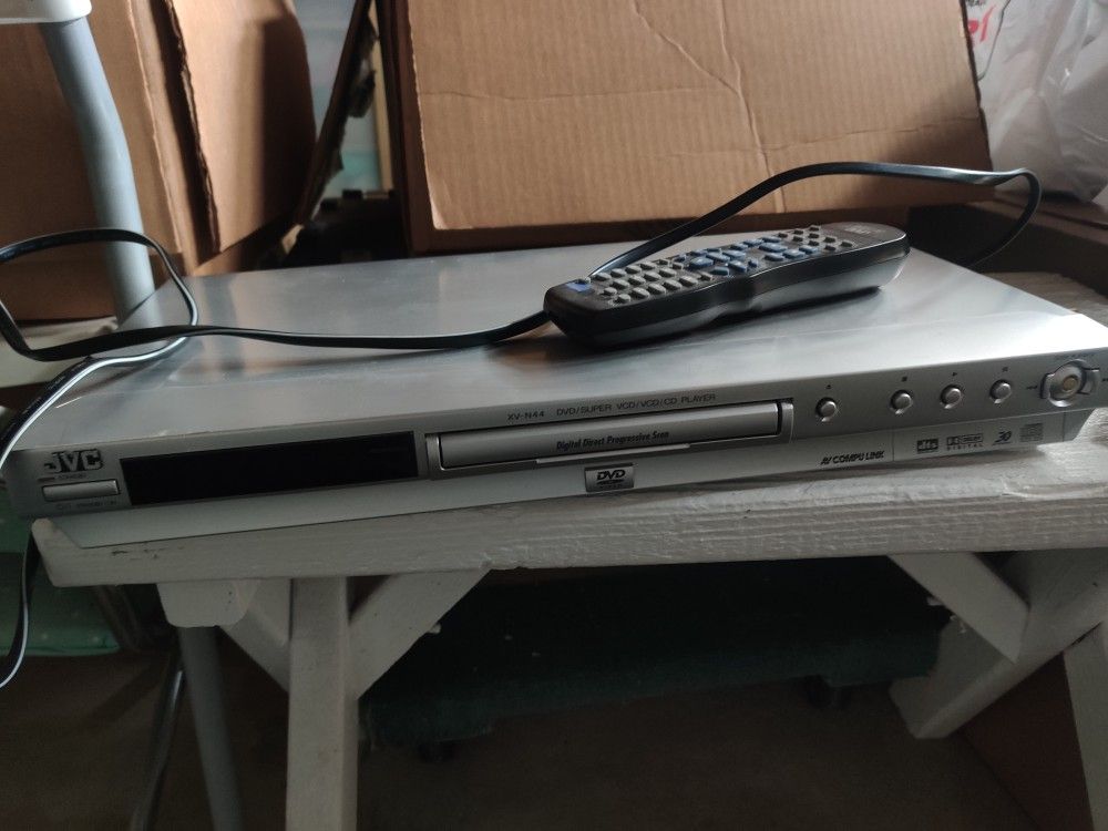 JVC DVD Player XV-N44SL