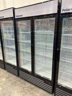 🔥HOT DEAL! 🥤NSF Commercial 2 Door Beverage Merchandiser (Exhibidor de Bebidas de 2Puerta)