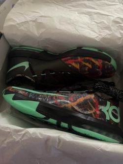 Nike k. D.s size 12