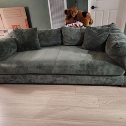 Mayfair 90” Oversized Green Sofa – Modern & Super Cozy – Priced to Sell!