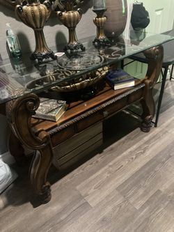 Living room table