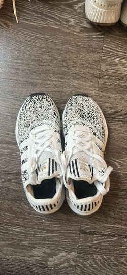 Adidas Swift Run women’s 6.5