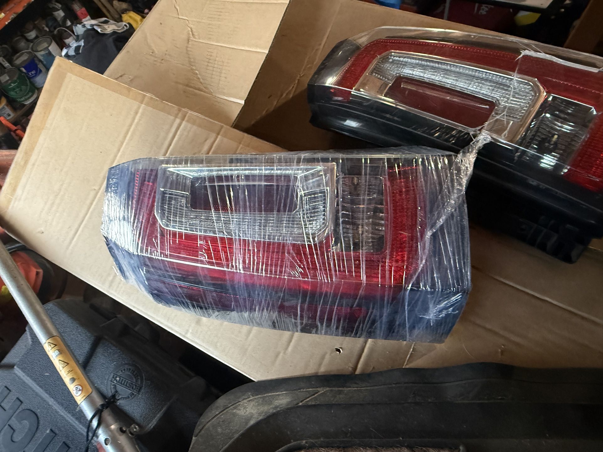 2015 - 2020 Yukon Tail Light