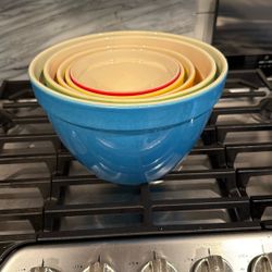 Crate And Barrel Nesting Bowls 