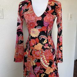 Leg Avenue Women’s Multicolor Mini Dress With Bell Sleeves Size S/M