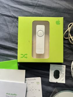 Apple iPod Shuffle 1st Generation — MP3 Player, Complete in Original Box