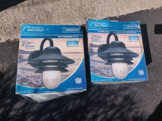 Discontinued Home Depot light fixtures - must go
