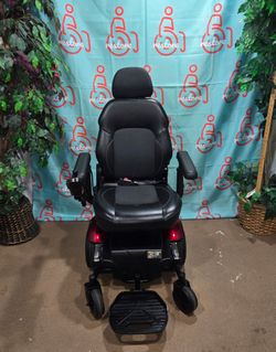Merit vision sport power chair